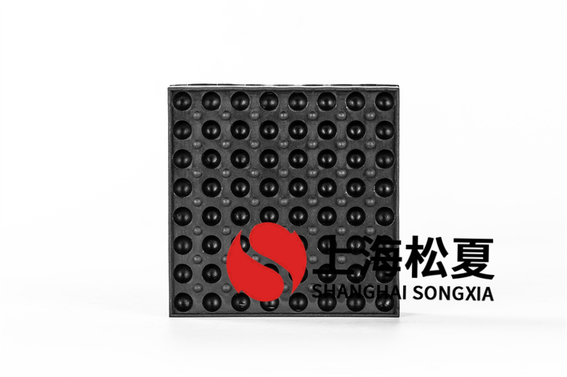 橡膠<a href='http://www.yndfyj.cn' target='_blank'><u>減震器</u></a>的優(yōu)點